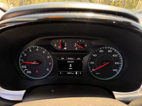 Used 2021 Chevrolet Traverse LT image 15