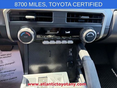 Certified 2025 Toyota Tacoma SR5 AWD/4WD image 29
