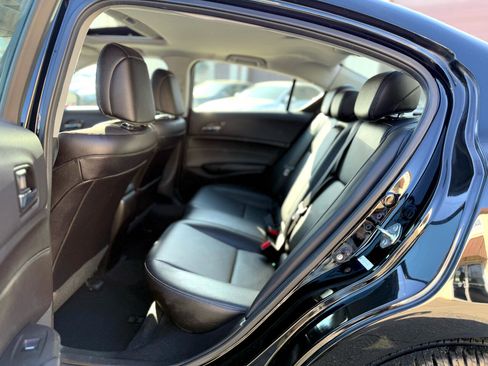 Used 2016 Acura ILX image 3