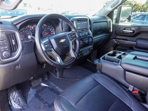 Used 2021 Chevrolet Silverado 2500 LTZ image 17