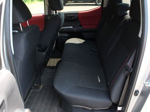 Used 2023 Toyota Tacoma SR5 AWD/4WD image 16