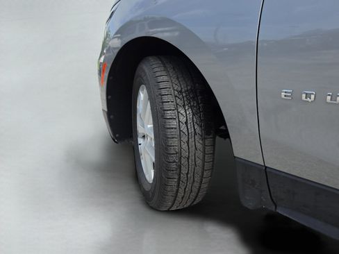 Used 2024 Chevrolet Equinox LT FWD image 41
