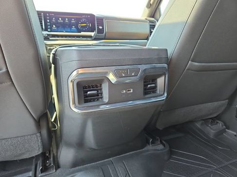 Used 2023 Chevrolet Silverado 1500 High Country w/ High Country Premium Package AWD/4WD image 35