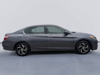 Used 2017 Honda Accord LX video 2