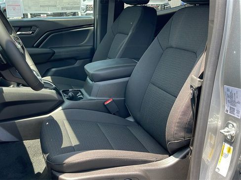 New 2025 GMC Canyon Elevation w/ Convenience Package image 10