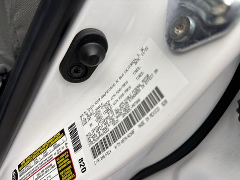 Used 2023 Toyota Tacoma SR image 19