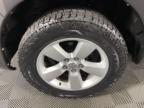Used 2015 RAM 1500 Express AWD/4WD image 9