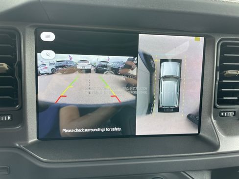 New 2025 Ford Bronco Badlands image 21