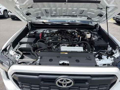 Used 2024 Toyota Tacoma TRD Off-Road AWD/4WD image 35