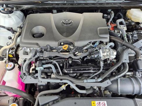 Used 2025 Toyota Camry SE w/ Convenience Package FWD image 21