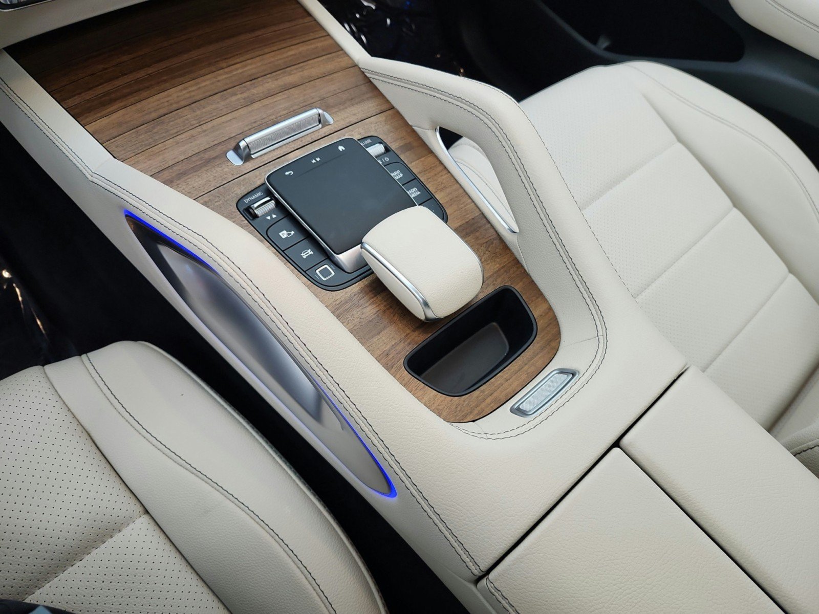 Certified 2025 Mercedes-Benz GLE 350 4MATIC image 14