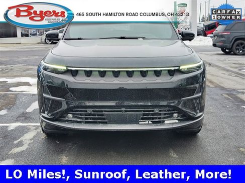 Used 2024 Jeep Wagoneer Launch Edition image 36