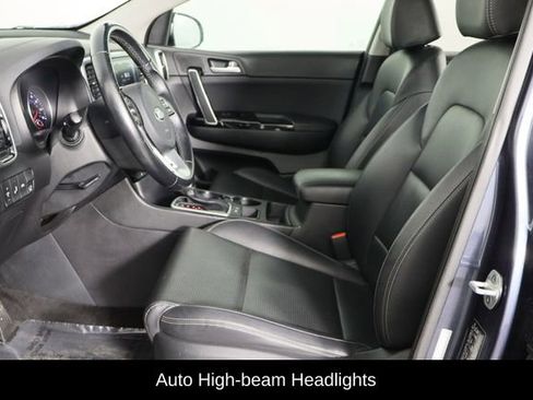 Used 2020 Kia Sportage EX image 16