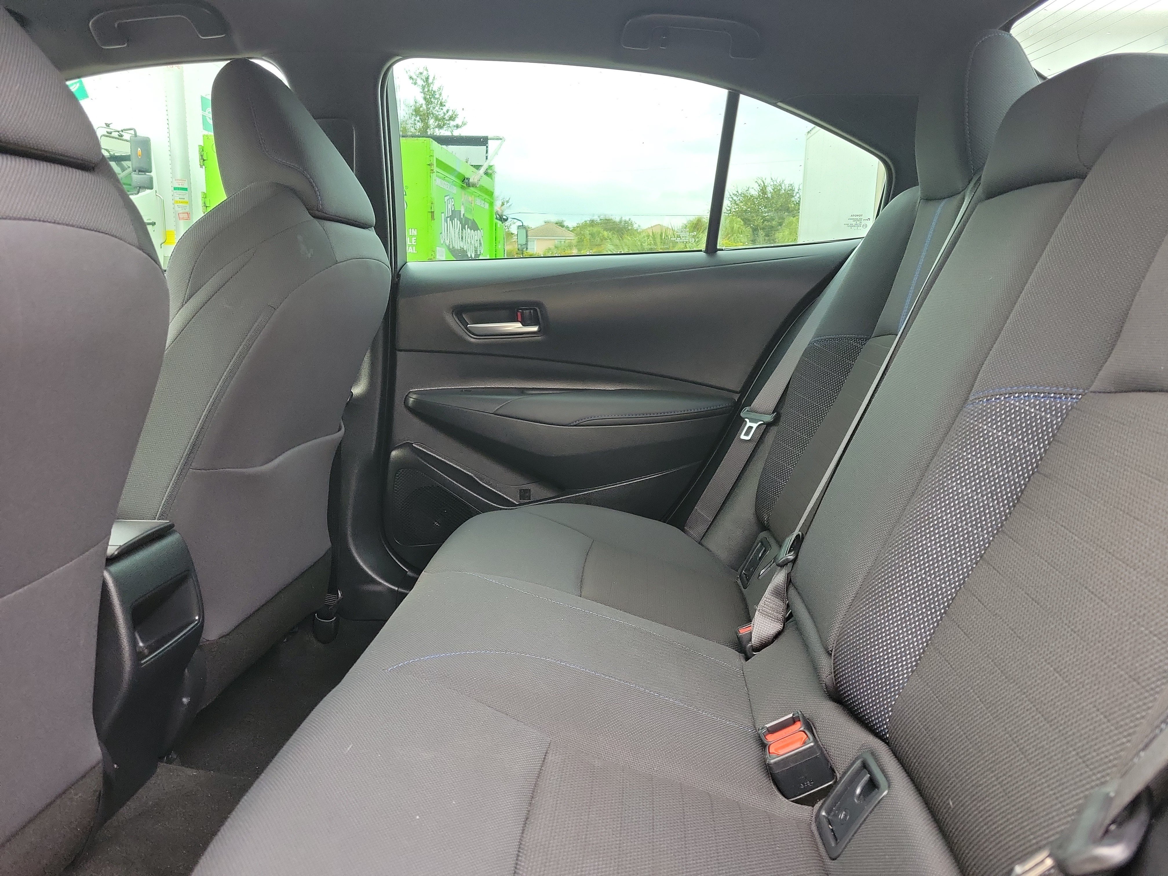 Used 2020 Toyota Corolla SE FWD image 14