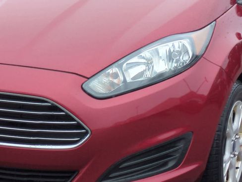 Used 2014 Ford Fiesta SE image 11