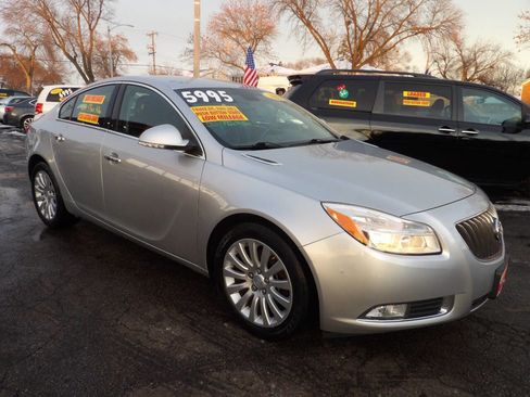 Used 2013 Buick Regal Premium image 3