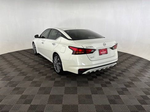 Certified 2024 Nissan Altima 2.5 SL FWD image 7