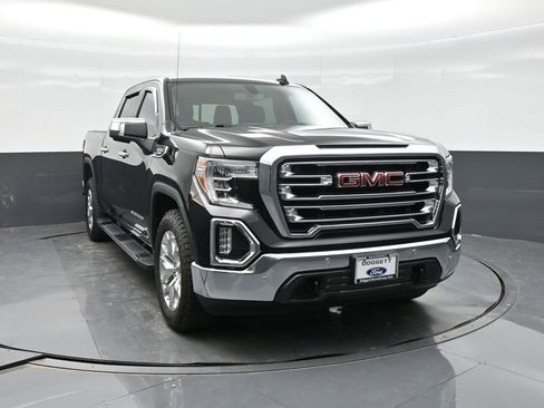 Used 2020 GMC Sierra 1500 SLT RWD image 12