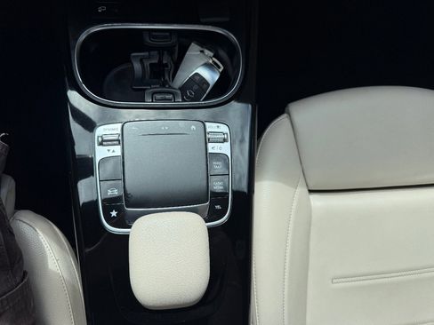 Used 2020 Mercedes-Benz CLA 250 4MATIC image 27