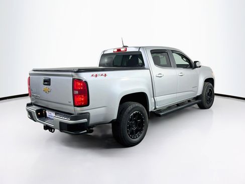 Used 2017 Chevrolet Colorado LT AWD/4WD image 5