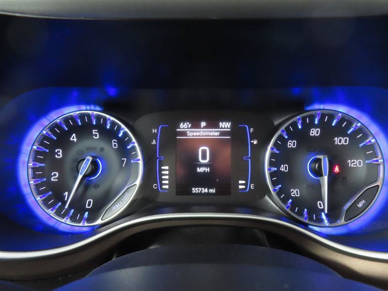 Used 2023 Chrysler Voyager LX FWD image 19