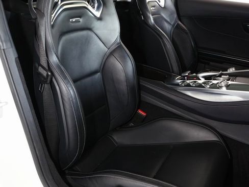 Used 2017 Mercedes-Benz AMG GT Coupe image 10