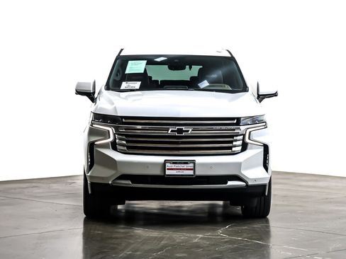 Used 2023 Chevrolet Tahoe High Country image 2