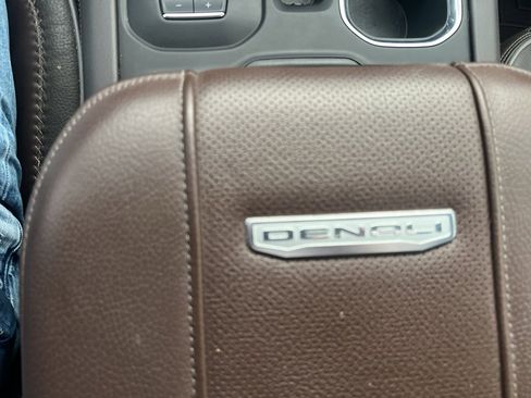 Used 2024 GMC Sierra 2500 Denali w/ Denali Reserve Package image 28