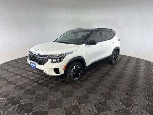 Used 2026 Kia Seltos S AWD/4WD image 4