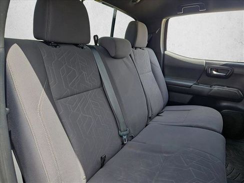 Used 2019 Toyota Tacoma TRD Sport w/ Technology Package image 18