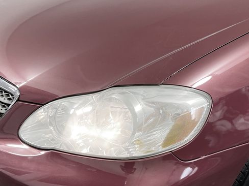 Used 2006 Toyota Corolla CE FWD image 11