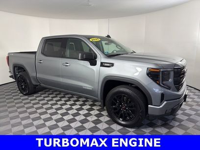Used 2025 GMC Sierra 1500 Elevation