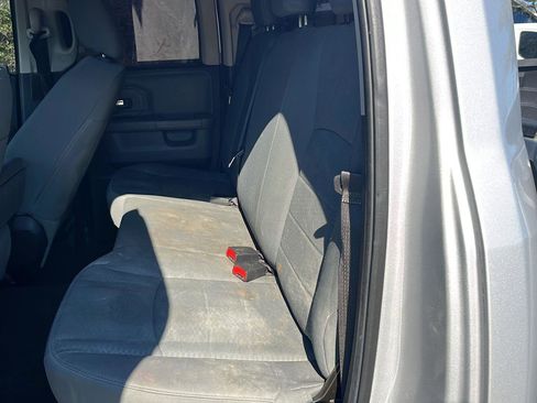 Used 2014 RAM 1500 Classic SLT RWD image 22