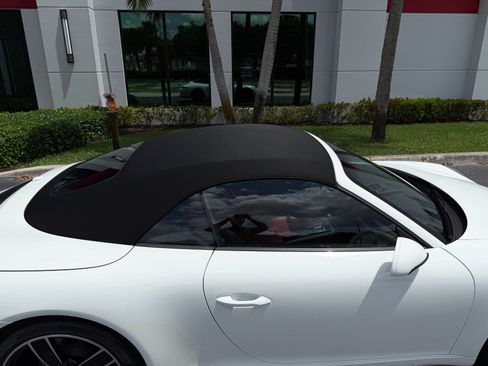 Used 2017 Porsche 911 Carrera S RWD image 5