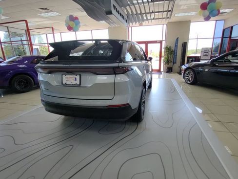 New 2025 Jeep Wagoneer S Limited image 7