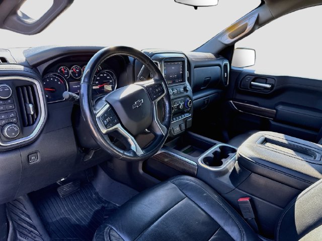 Used 2020 Chevrolet Silverado 1500 LT Trail Boss AWD/4WD image 9
