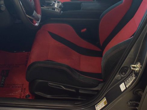 Used 2018 Honda Civic Type R image 67