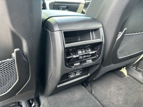 New 2025 Jeep Grand Cherokee Laredo X image 21