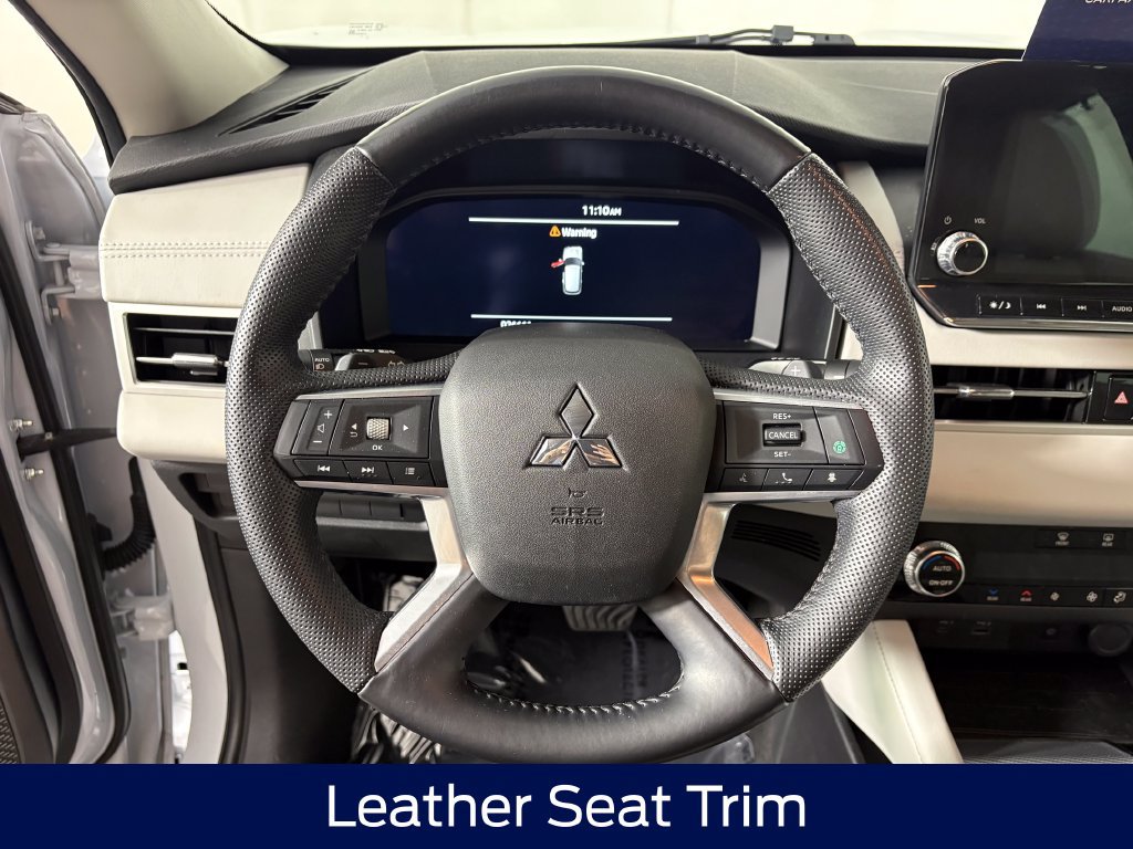 Used 2023 Mitsubishi Outlander SEL FWD image 15