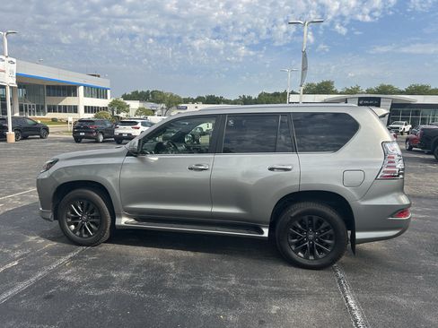 Used 2020 Lexus GX 460 Premium w/ Premium Package AWD/4WD image 8