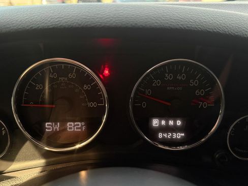 Used 2015 Jeep Wrangler Unlimited Rubicon AWD/4WD image 14