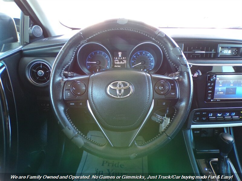 Used 2017 Toyota Corolla iM w/ Carpet Mat Package FWD image 12