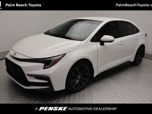 Used 2024 Toyota Corolla SE FWD image 1