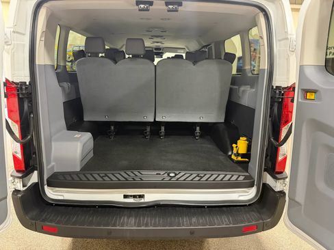 Used 2019 Ford Transit 350 XL RWD image 21