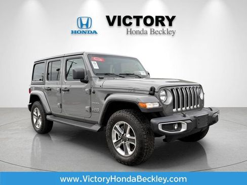 Used 2023 Jeep Wrangler Unlimited Sahara AWD/4WD image 1