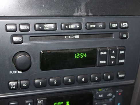 Used 2002 Ford Thunderbird RWD image 29