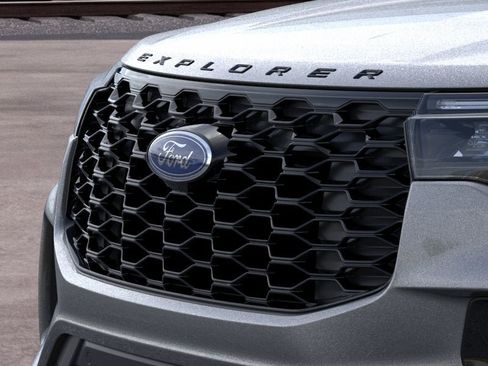 New 2026 Ford Explorer ST-Line w/ ST-Line Street Pack AWD/4WD image 17
