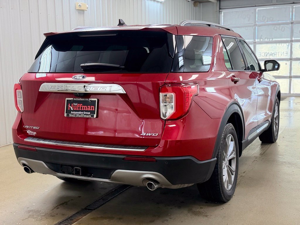 Used 2023 Ford Explorer Limited w/ Limited Technology Package AWD/4WD image 5