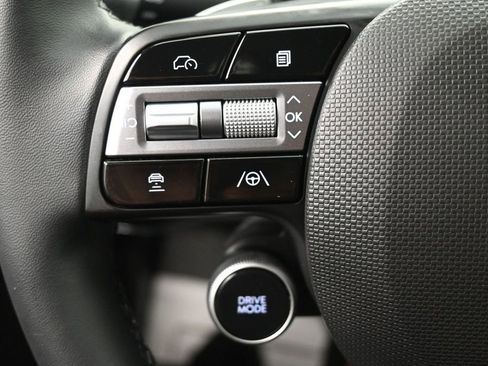 Used 2025 Hyundai Ioniq 5 SE RWD image 22