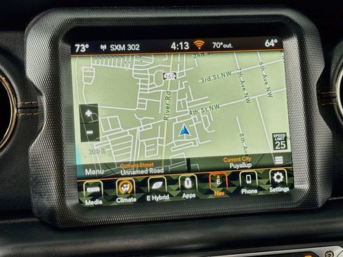 Used 2023 Jeep Wrangler Unlimited Sahara AWD/4WD image 29